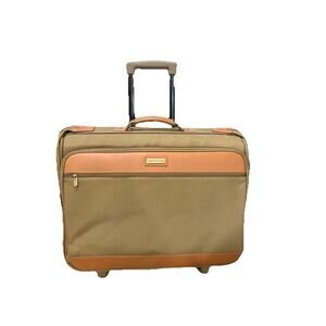 NWOT Hartmann Intensity Collection Traveler Garment Bag Luggage 22" Wheels